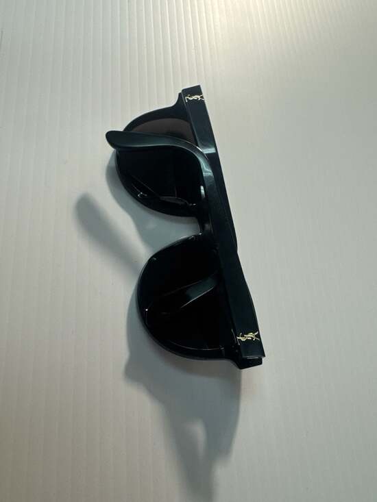 Saint Laurent Oversized Sunglasses main image 5